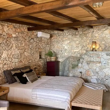 Kamaroules Sea Front Apartman *